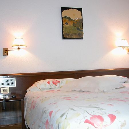Hosteria Catalana บอสซอสต์ ภายนอก รูปภาพ